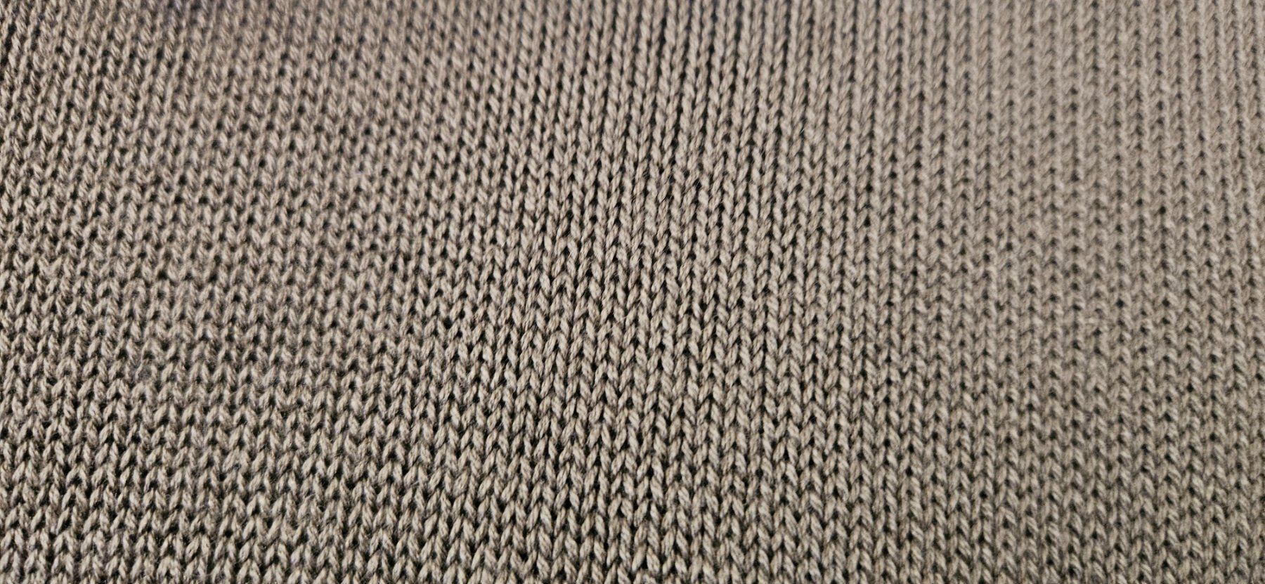 Maglioni & Felpe: Lässiger Strickpulli mit Bluseneinsatz Gr.44/46 Oliv & Creme – Nuovo (secondo la descrizione) da Zweidlen venduto da Shubli 2