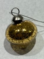 Hübsche, kleine Weihnachts-Kugel aus Glas, goldfarben