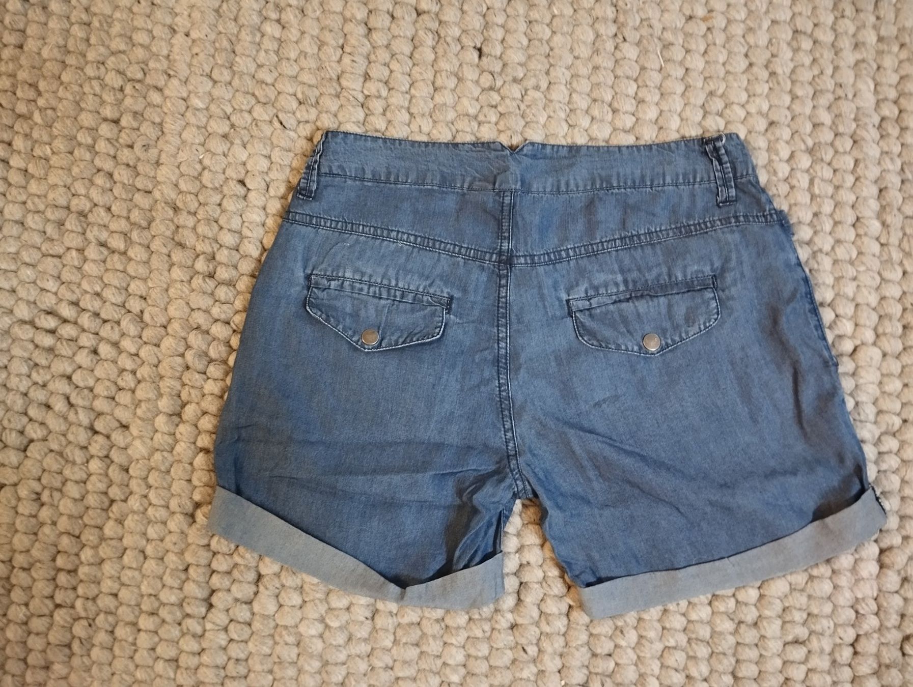 Mango Jeans: Shorts Marke Mango Gr. 34, neuwertig – Neu (gemäss Beschreibung) aus Chur von Ronja777 1