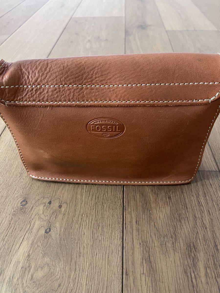 Fossil Borse: Fossil Schultertasche Leder braun gebraucht  – Usato da Dornach venduto da cmuenger 2