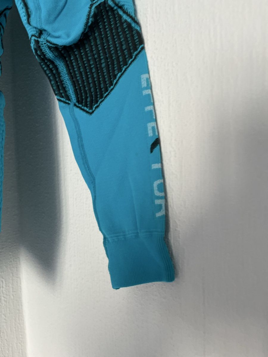 X-bionic Top: X Bionic long sleeve base layer Top Small – Usato da Lausanne venduto da Danash 1