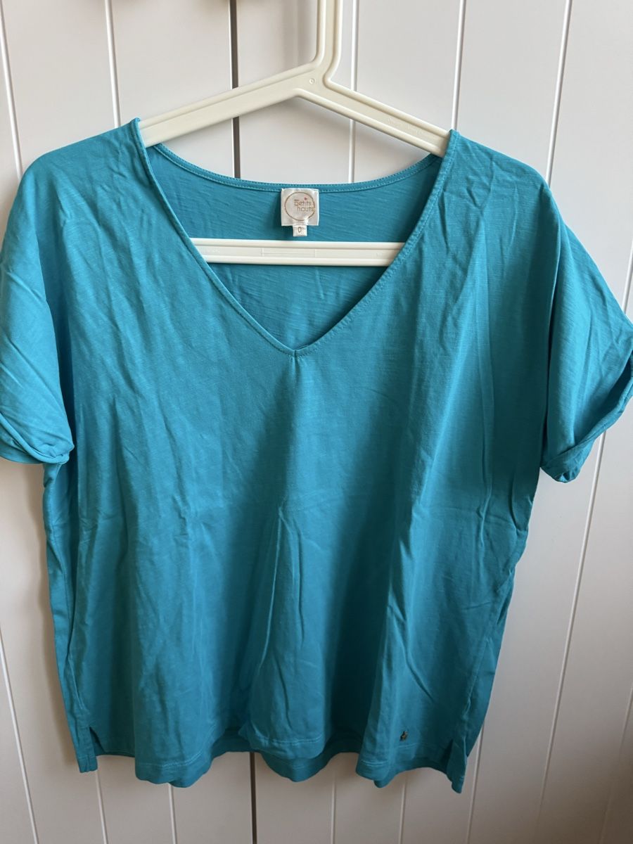 Des Petits Hauts T-shirt: Des petits Hauts Shirt – Nuovo e nell'imballaggio originale da Basel venduto da Glamourpourtoi 3