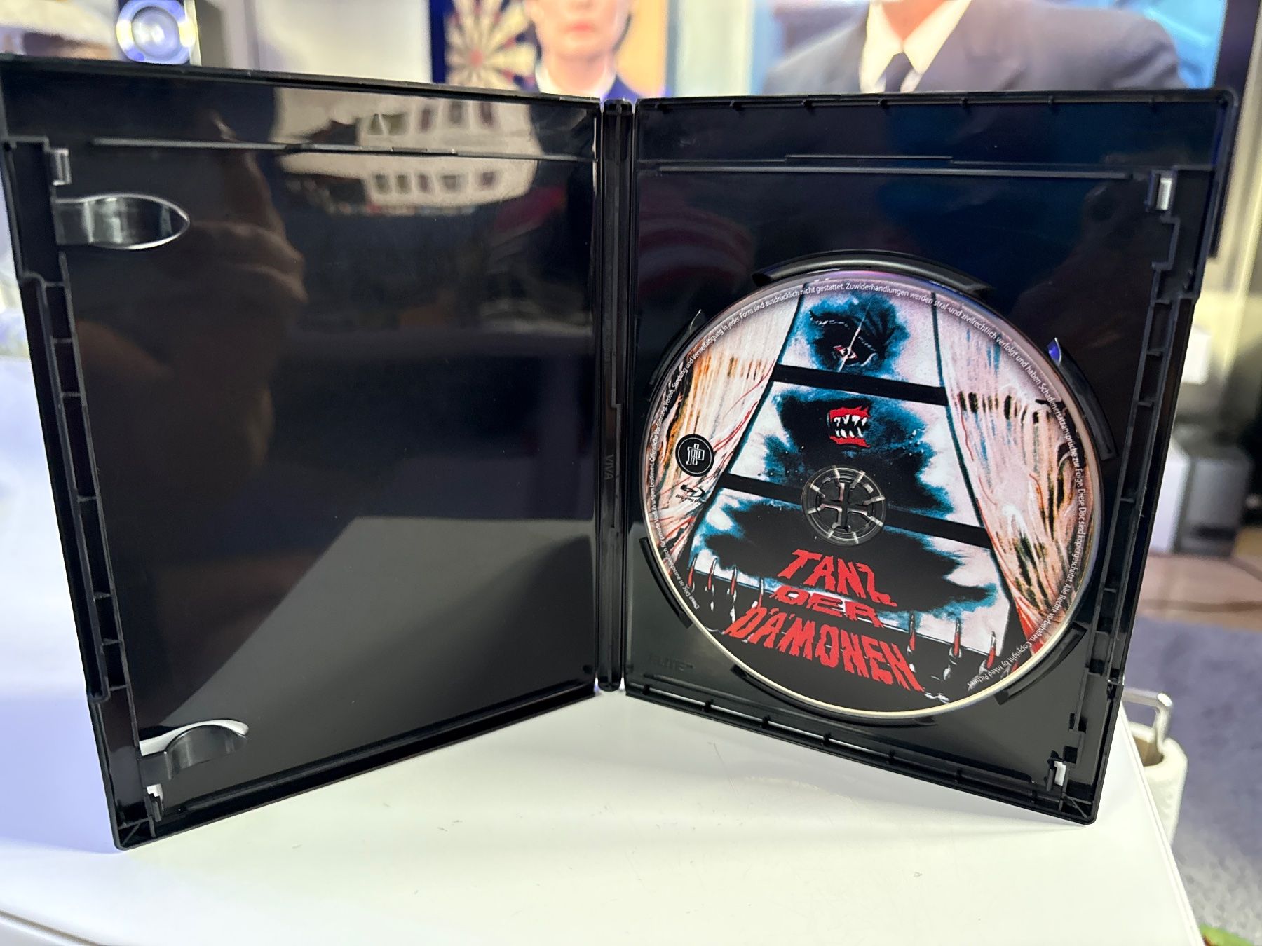 Tutti i DVDs: Tanz der Dämonen Vergriffen – Nuovo (secondo la descrizione) da Allschwil venduto da meeresperle 2