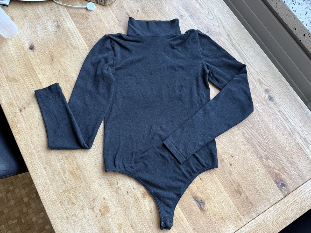 Wolford Top: WOLFORD body S black – Usato da Basel venduto da dar_ch4051