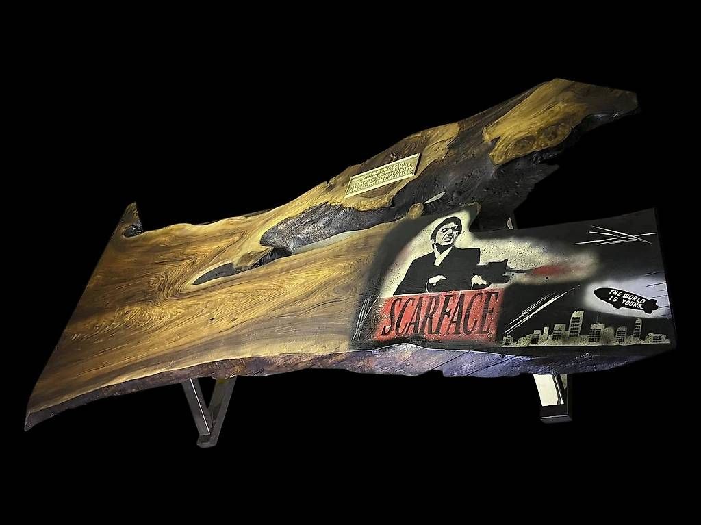 Tavoli: Hochwertiger Scarface Dining Table – Usato da Zürich venduto da NivenV 3