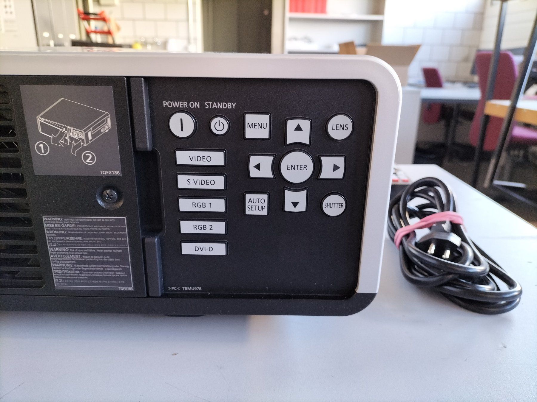 Panasonic Proiettori: Panasonic PT-DW6300ES – Usato da Belp venduto da zimmermedia_ag 1