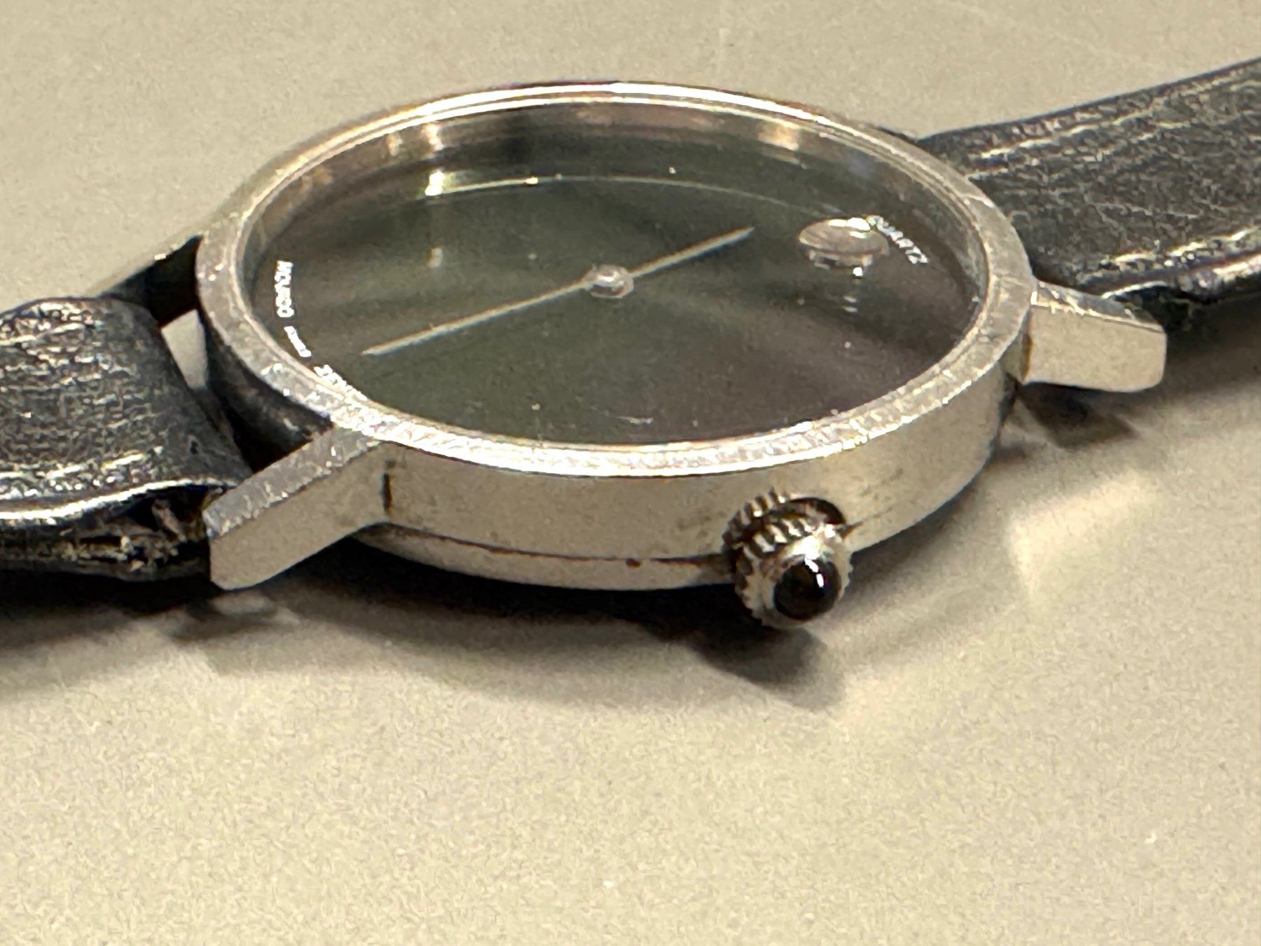 Movado Orologi: Movado Quarzuhr - Museum Classic – Usato da Boll venduto da Simpbon 4