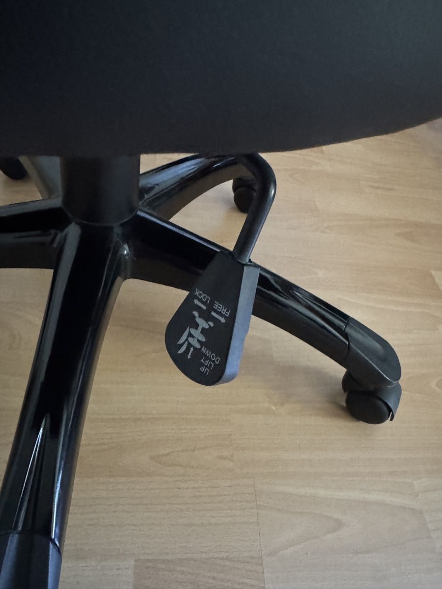 Stühle: Gaming Chair black artificial leather used condition – Gebraucht aus Bern von pablito01 2