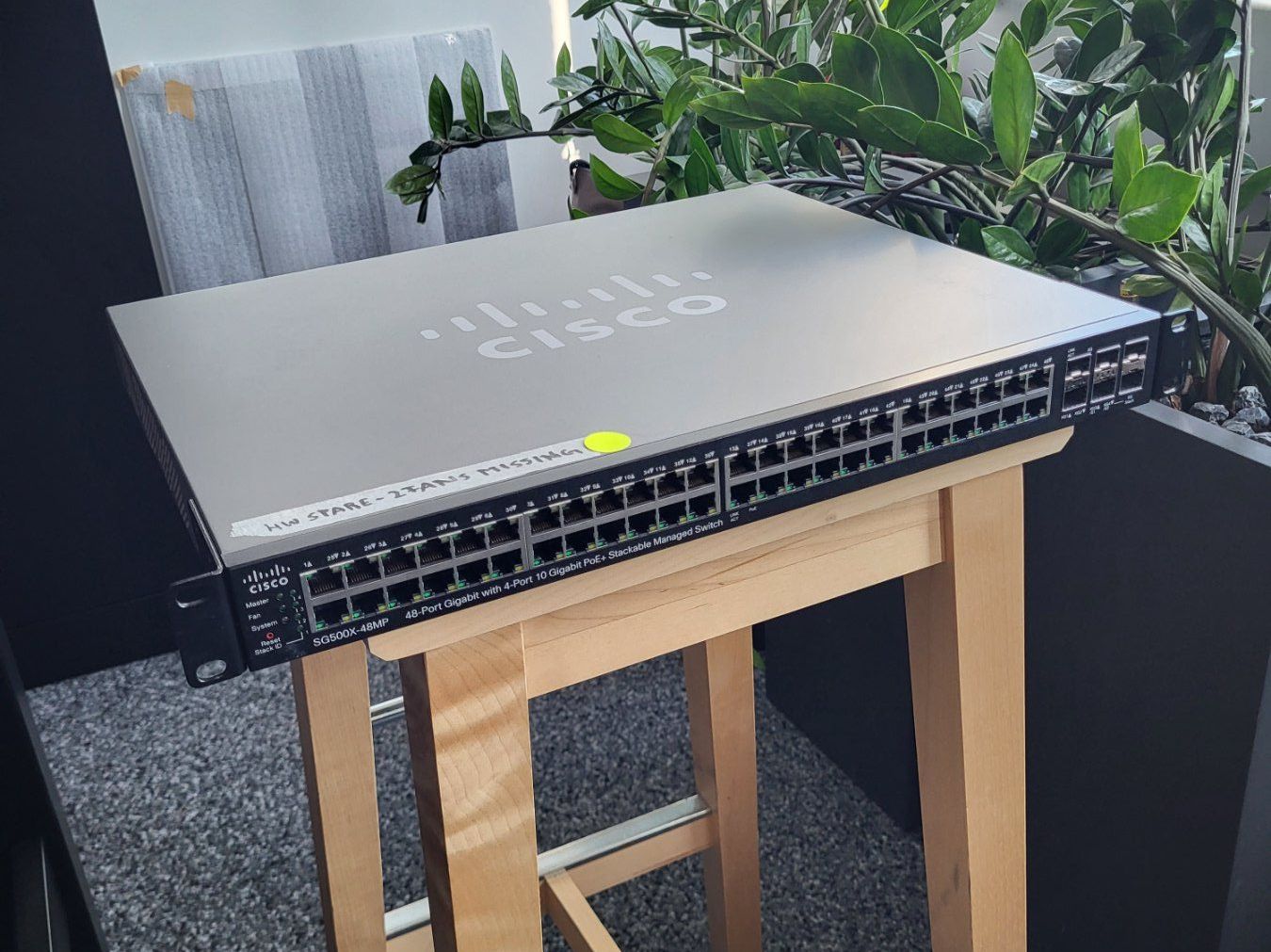 Cisco Hub & Switch: Cisco SG500X-48MP Switch – Usato da Rümlang venduto da Greenliff