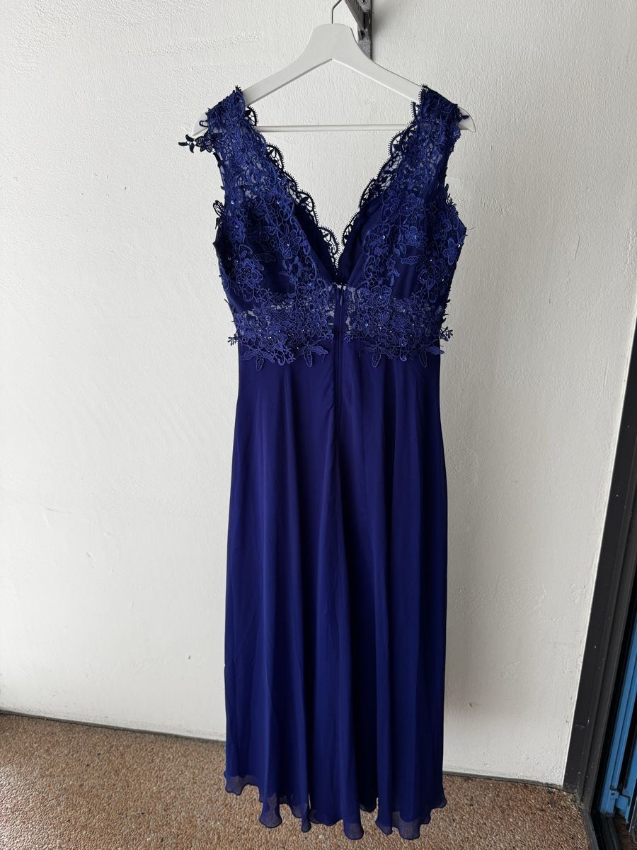 Vestiti: Abendkleid Gr 38 Royalblau – Usato da Mollis venduto da Piet2piet2000