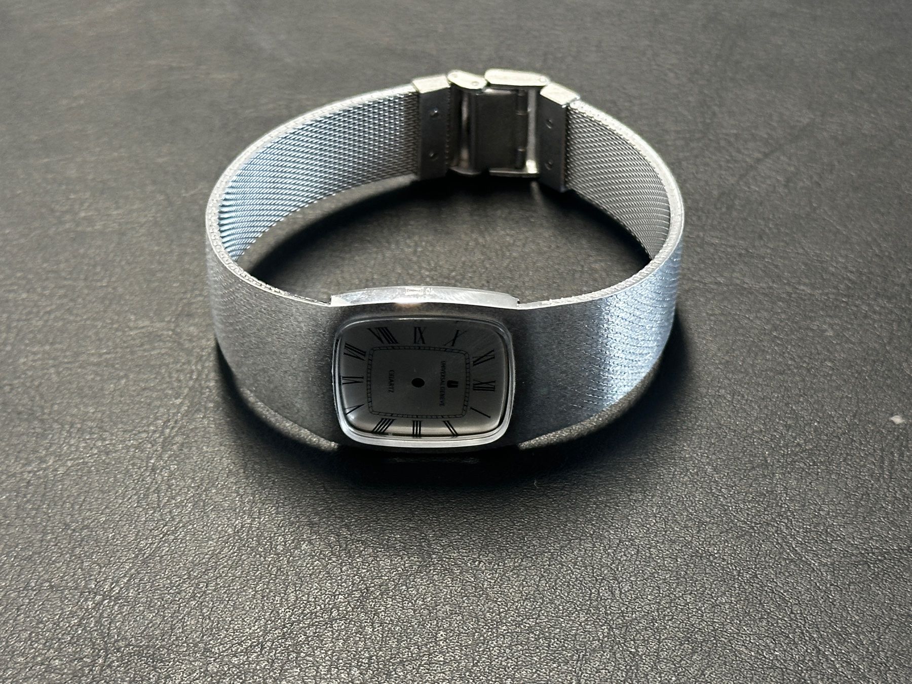 Universal Genève Orologi: Universal Geneve Cobra Gehäuse 742014 3573216 – Usato da Brüttisellen venduto da AlphaOmega05 5