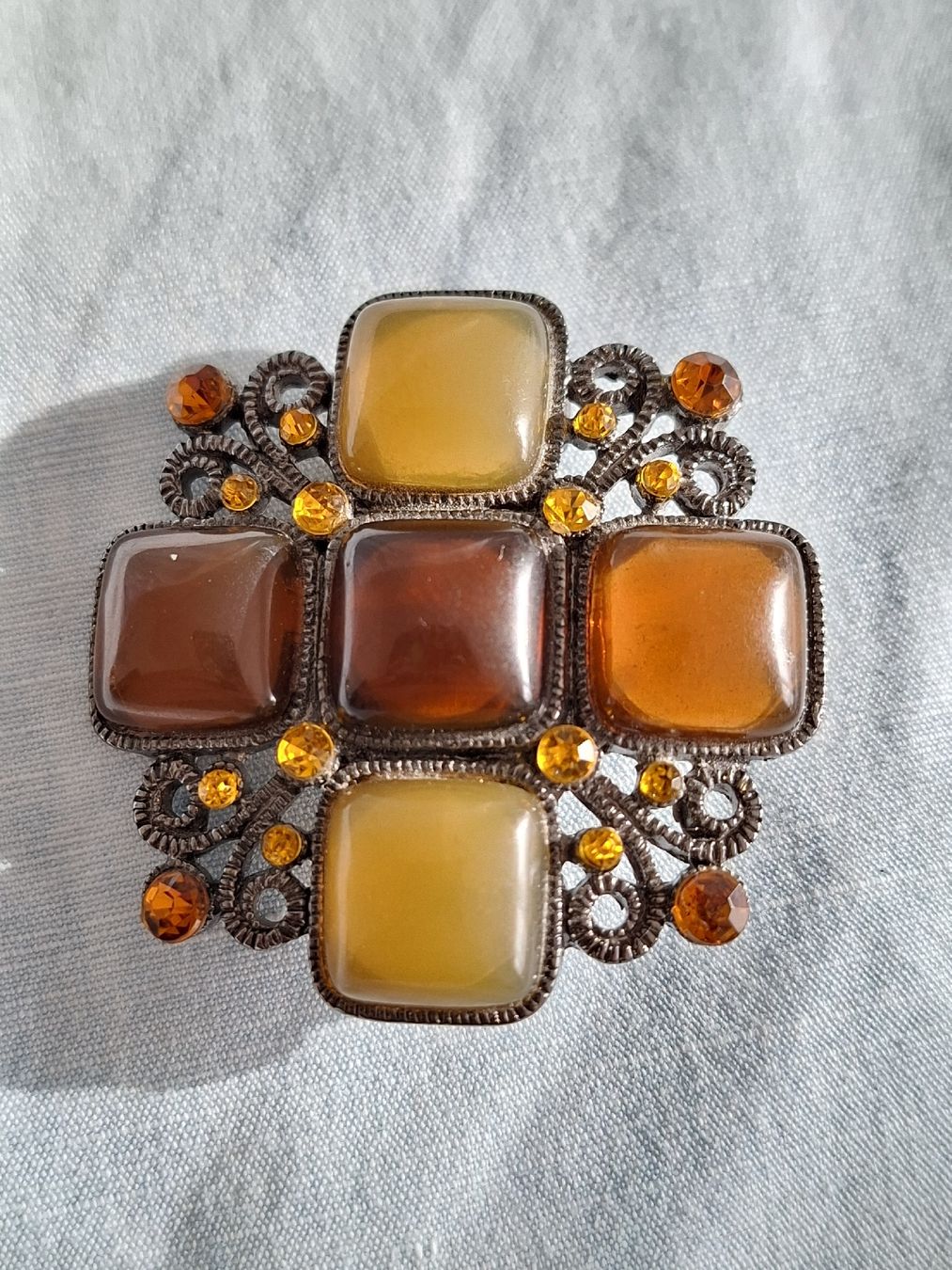 Autres bijoux: Parure vintage chic bracelet & broche – Neuf (Voir description) à Lutry par Sim_Sta 4