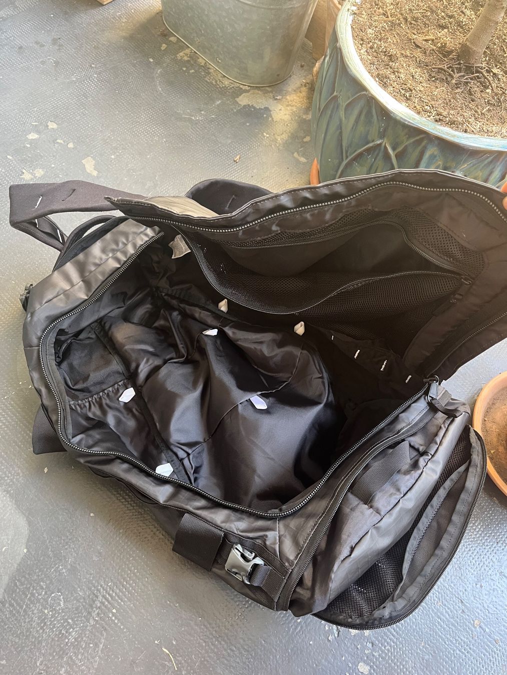 North Face Zaini: The North Face Rucksack Voyager 42l – Usato da Basel venduto da sar_p7ky 1