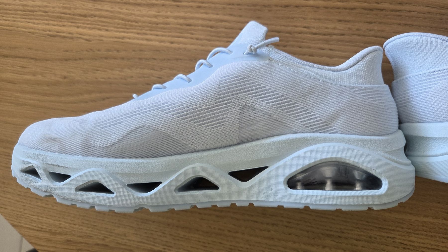 Skechers Scarpe da donna: Sketchers Glide Step Memory form slip-ins – Usato da Le Pâquier-Montbarry venduto da Gruyere77 2