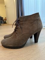 Stylish Mirelli Suede Ankle Boots sz 39