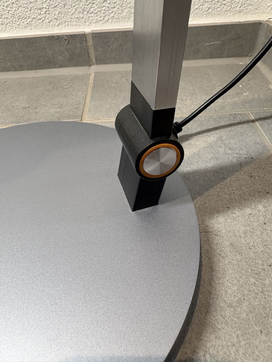 Lampes: Stehlampe LED dimmbar mit Timerfunktion grau silber – D'occasion à Ziefen par buyforfree 2