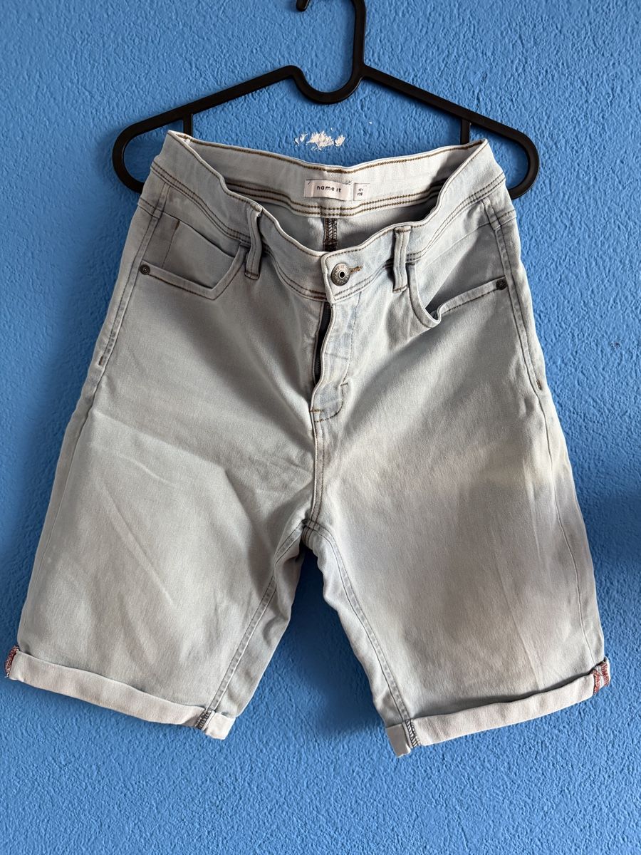 Name It Pantaloni: Name It Shorts, hellblau – Usato da Pratteln venduto da ren_mc9r