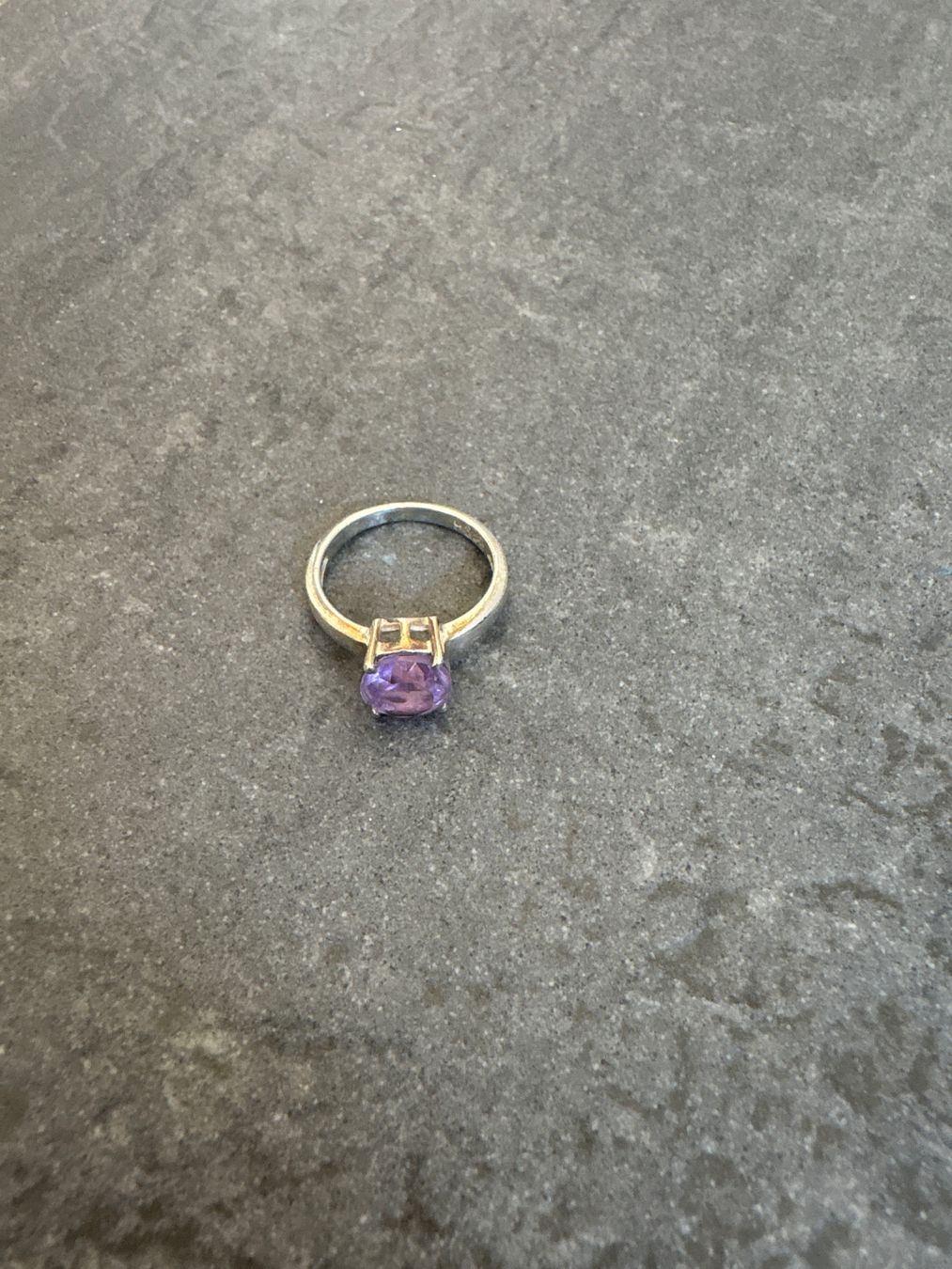 Anelli: Silberring mit Amethyst Grösse 51 – Usato da Pfäffikon ZH venduto da Sil-Vany 4