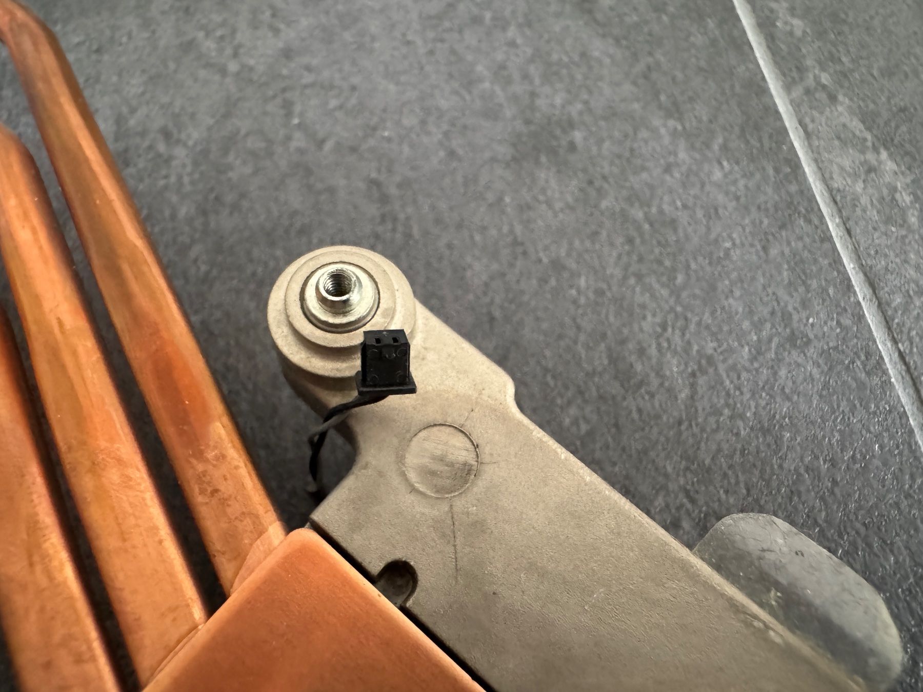 Composants électroniques: Apple iMac 2011 GPU-Kuehlkoerper 45 Grad – D'occasion à Rothenfluh par Ron999 2