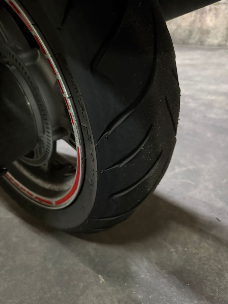 Suzuki Scooter: Scooter Suzuki Burgman AN650A – Usato da Figino venduto da Ferrari58 8