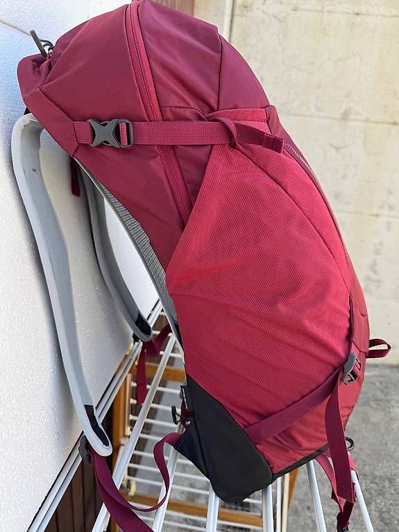 Sacs à dos: Osprey Hikelite 28 – D'occasion à Réchy par CYCLO-SPORT 3