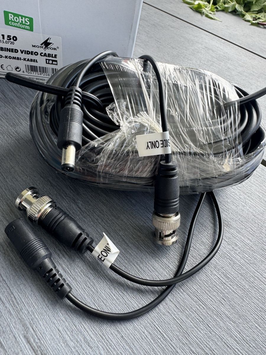 Videocamere: Kabel Überwachungakamera – Nuovo (secondo la descrizione) da Emmenbrücke venduto da Laurelo 2