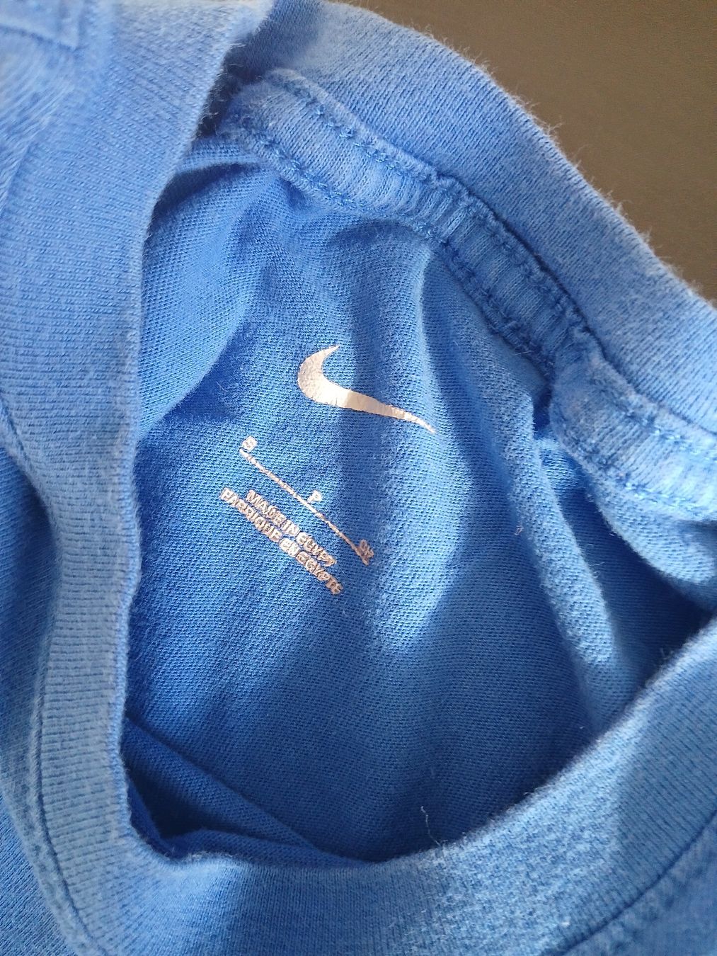 Nike T-shirt: blaues Nike T-Shirt Gr. S – Usato da Dietikon venduto da inf_cd7w 1