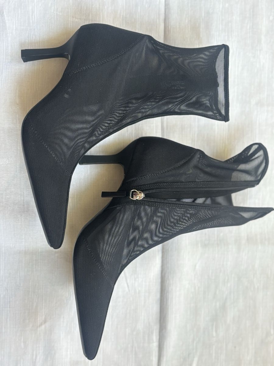 Scarpe da donna: Zara – Nuovo (secondo la descrizione) da Zürich venduto da Dim777