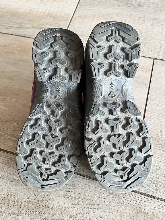 Decathlon Scarpe per ragazzi: Wanderschuhe, Quechua, Größe 35 – Usato da Winterthur venduto da Steffiline 1