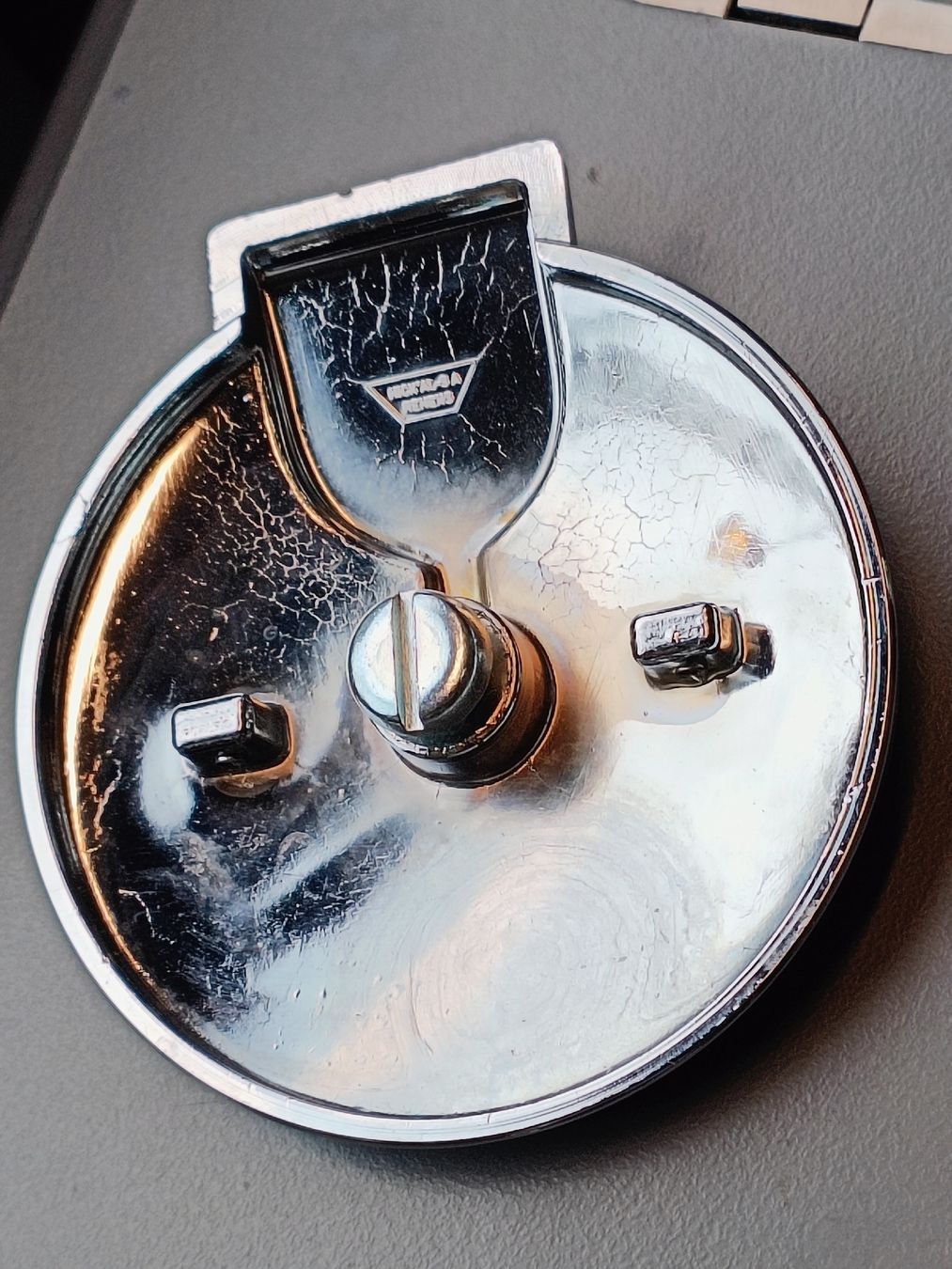 Sonstiges Fahrzeugzubehör: Automobil Emblem / TCS  – Gebraucht aus Brugg AG von Ente015 1