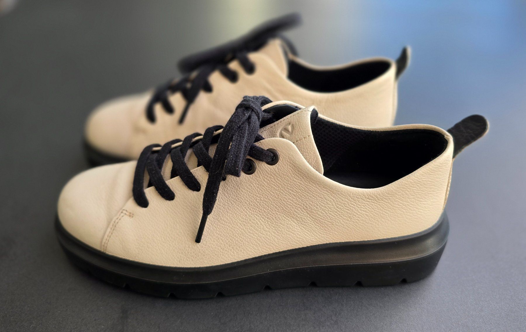 Ecco Scarpe da donna: Ecco Lederschuh beige – Usato da Zell LU venduto da div_w55n 4