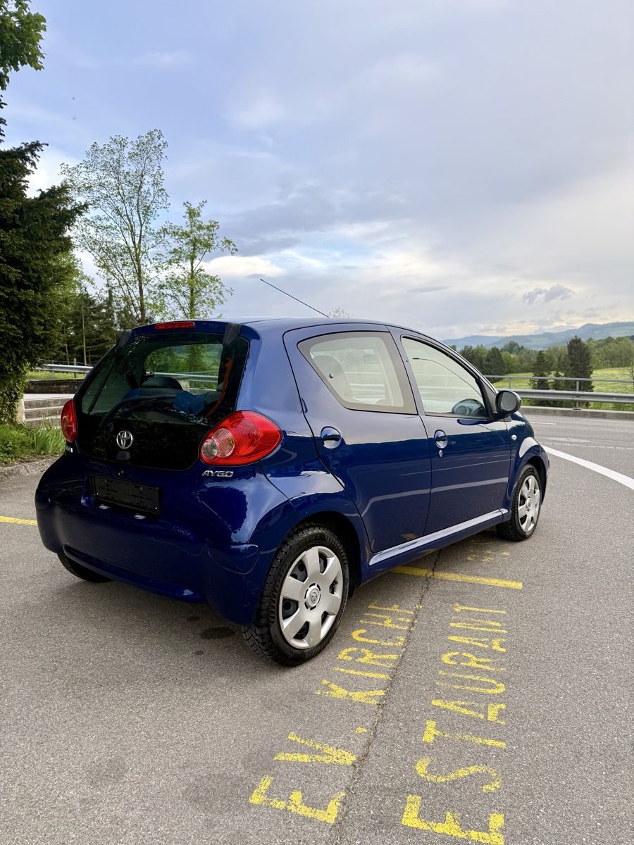 Toyota Automobili: Toyota Aygo 1.0 – Usato da Lütisburg venduto da Deniiss 3