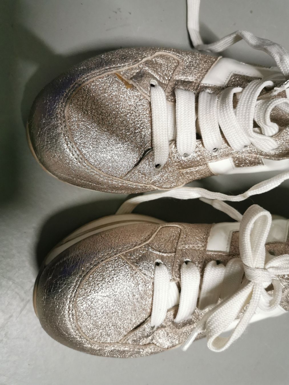 Hogan Scarpe da donna: Hogan Sneaker gr 36,5 – Usato da Mühlethurnen venduto da GaspAnita 2