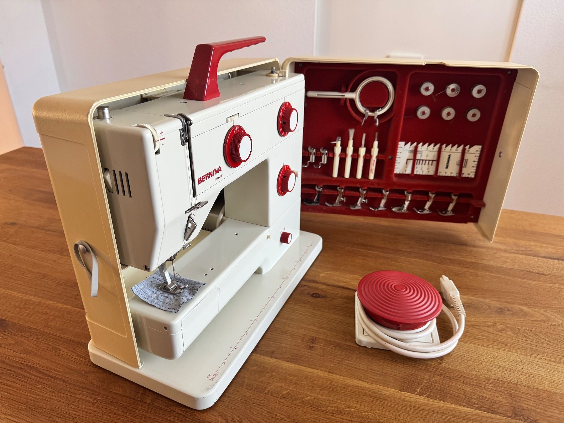 Bernina Macchine da cucire: Bernina Nova 900 – Usato da Frauenfeld venduto da mani.s 3