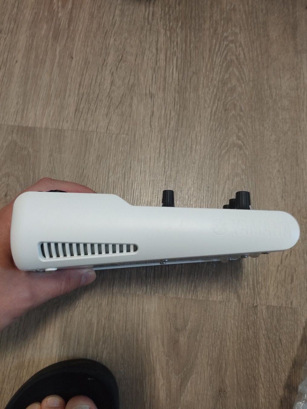 Mischpulte: Yamaha AG06 6-Kanal Mischpult & USB Audio-Interface – Gebraucht aus Reinach BL von vim_6mjg 1
