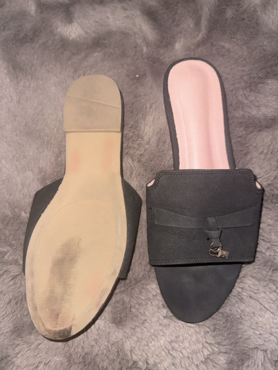 Damenschuhe: Pantoletten Damen schwarz – Gebraucht aus Niederhasli von elm_7pyv 1