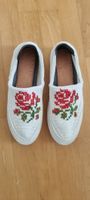 Schuhe Häkeln mit Rosenstickerei weiss Grösse 40