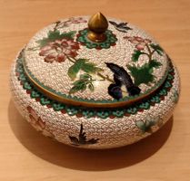 Chinesische Cloisonné-Dose Bonbonnière….