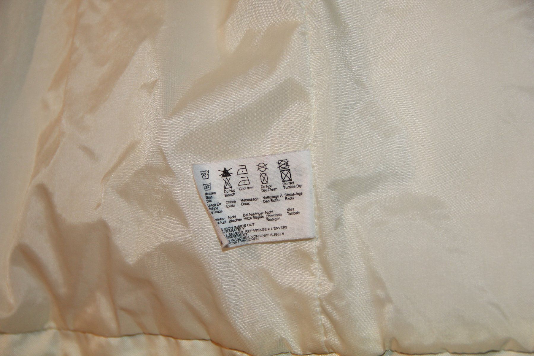 Esprit Giacche: Anorak couleur  crème Esprit – Usato da satigny venduto da cara68 4
