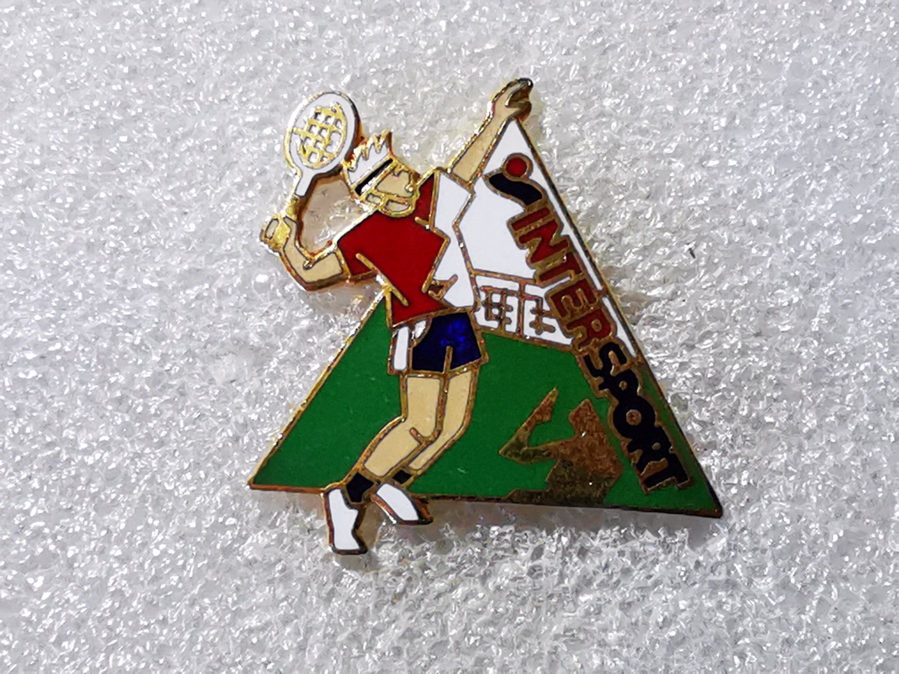 Placchette & Badge: Ansteckpin 57: Intersport – Usato da Oppligen venduto da Pin-Fall-Shop