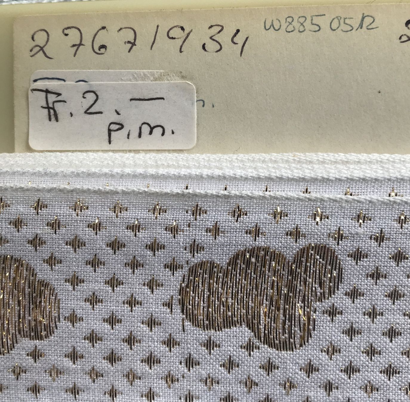 Stoffe: STOFF BAND 5METER NEU – Neu (gemäss Beschreibung) aus Ostermundigen von Wyatt-Earp