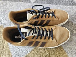 Adidas Turnschuhe 47 1/2