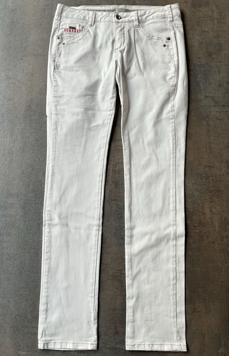 Nile Jeans: Jeans Nile weiss Grösse S offwithe – Usato da Basel venduto da Genie2