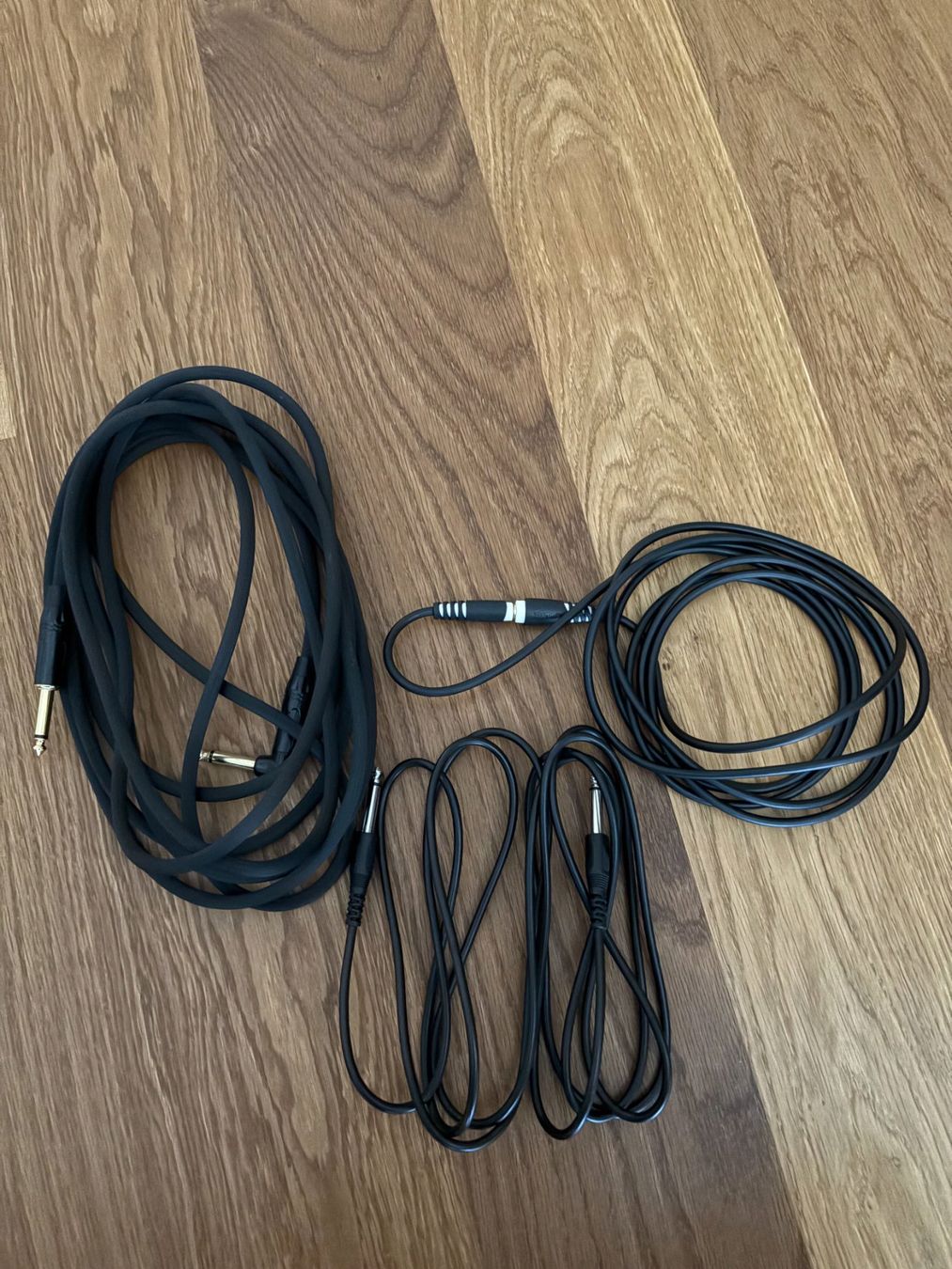 Eko Strumenti musicali: Eko E-Guitar Black – Usato da Zürich venduto da _luca_la 4