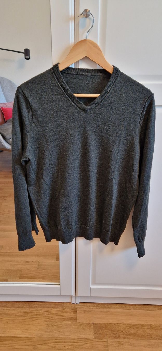 Pulls & Sweat-shirts: Pullover dunkelgrün M – D'occasion à Zürich par c.line89