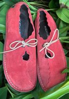 Superbes chaussures basses KICKERS 100%cuir/daim n.37