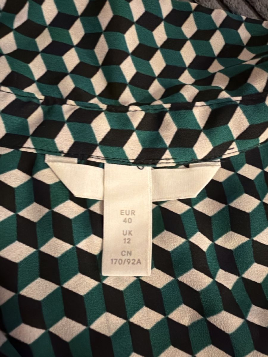 H&M Blusen: Schöne Bluse von H&M Größe 40 – Gebraucht aus Wahlen b. Laufen von Salome7 2