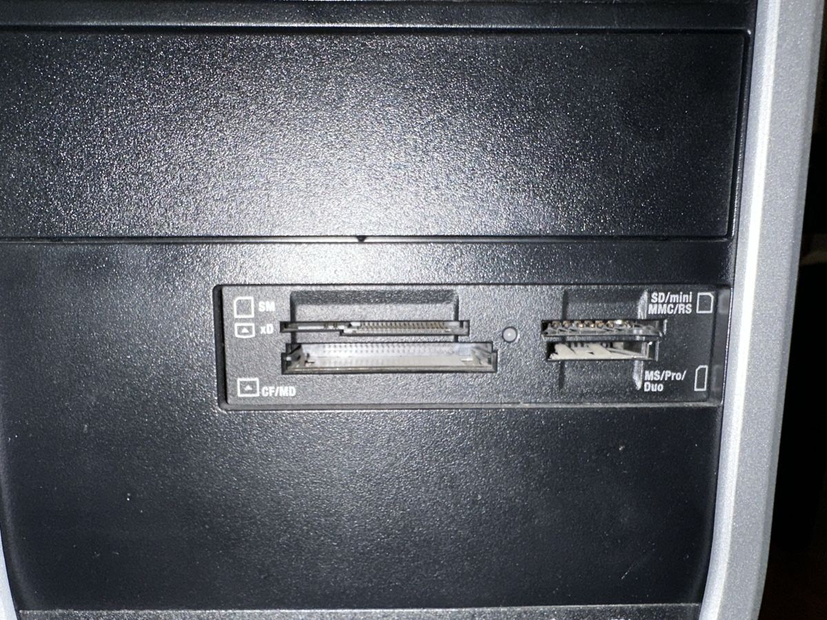 Dell PCs: Dell Precision T5500 PC with Keyboard & mouse - no hard disk – D'occasion à Pully par farzin 1