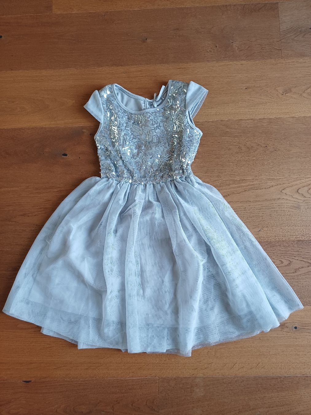 Vestiti & Gonne: Festliches Kleid Grösse 122 – Usato da Kollbrunn venduto da mitglied2007