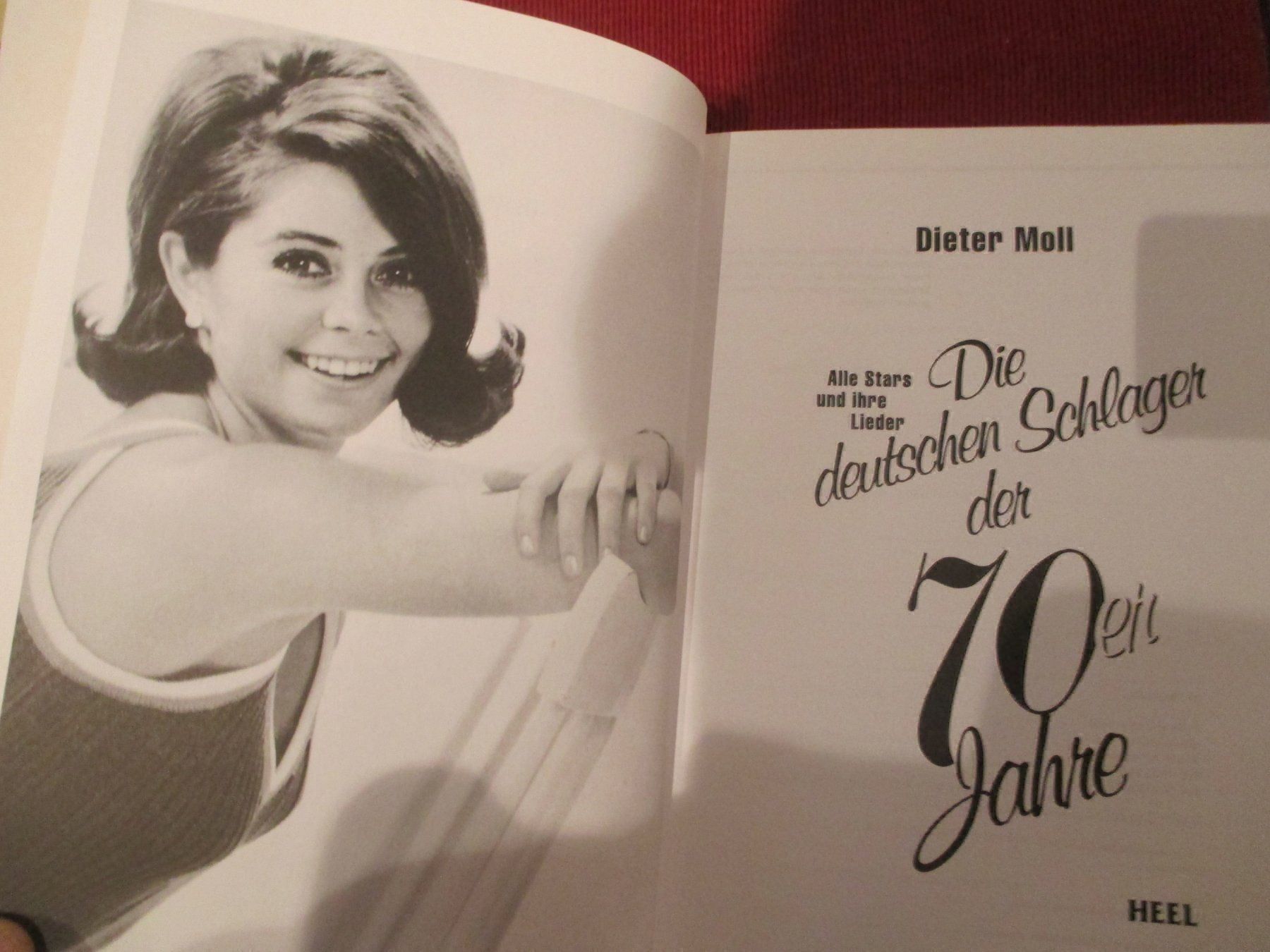 Libri: D. Deutschen Schlager d. 70er Jahre Buch – Nuovo (secondo la descrizione) da Wattenwil venduto da Firebird1 7